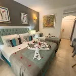 Tiana 4*