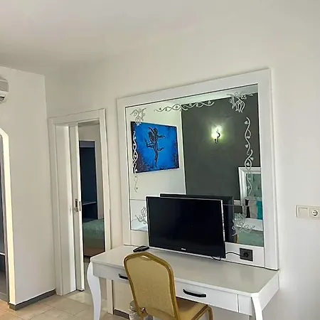 Tiana Hotel Turgutreis