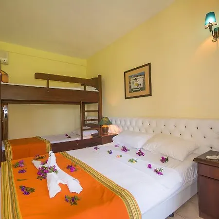 Hotell Tiana Turgutreis