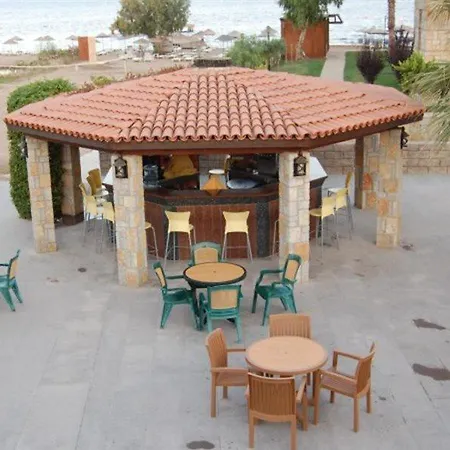 Hotel Tiana 4*